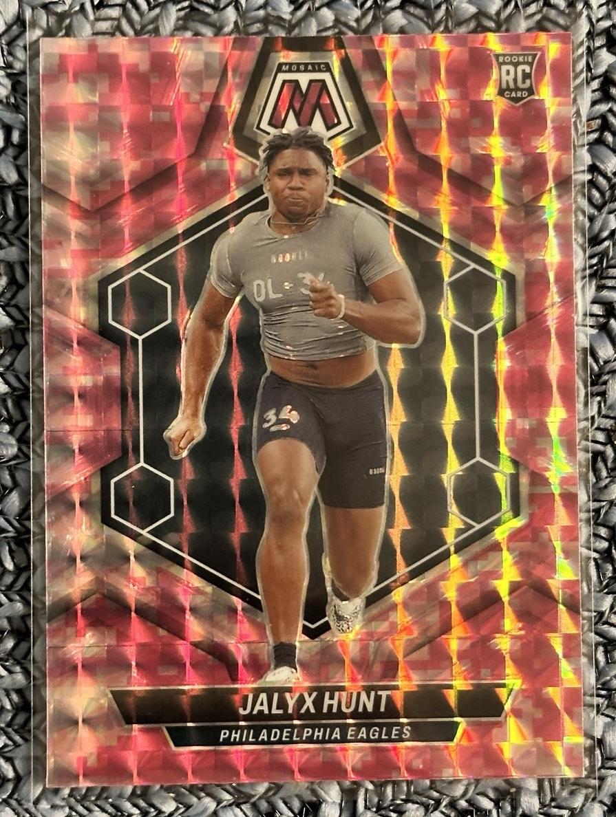 2024 Panini Mosaic Football Camo Pink Jalyx Hunt #375