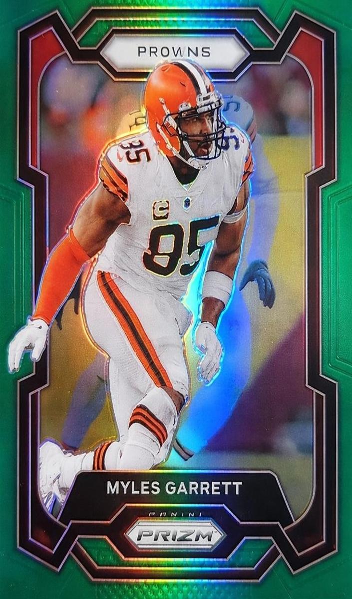 2023 Panini Prizm Football Green Myles Garrett #68