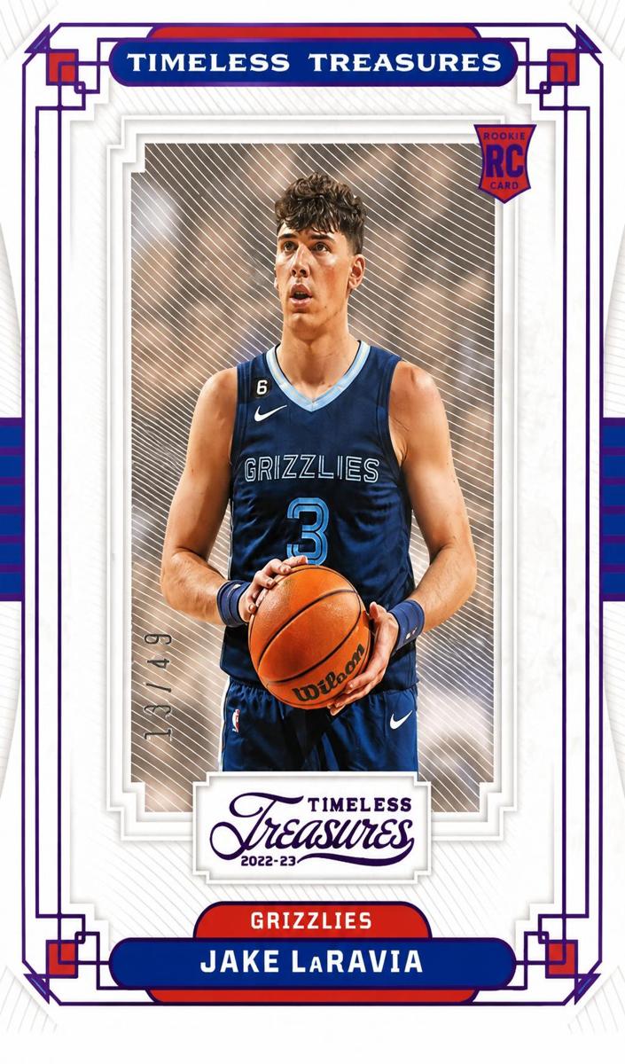 2022 Panini Chronicles Basketball Purple Jake LaRavia #352