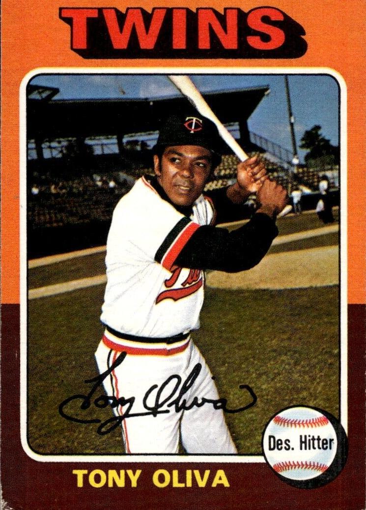 1975 O-Pee-Chee Baseball Tony Oliva #325 PSA 10