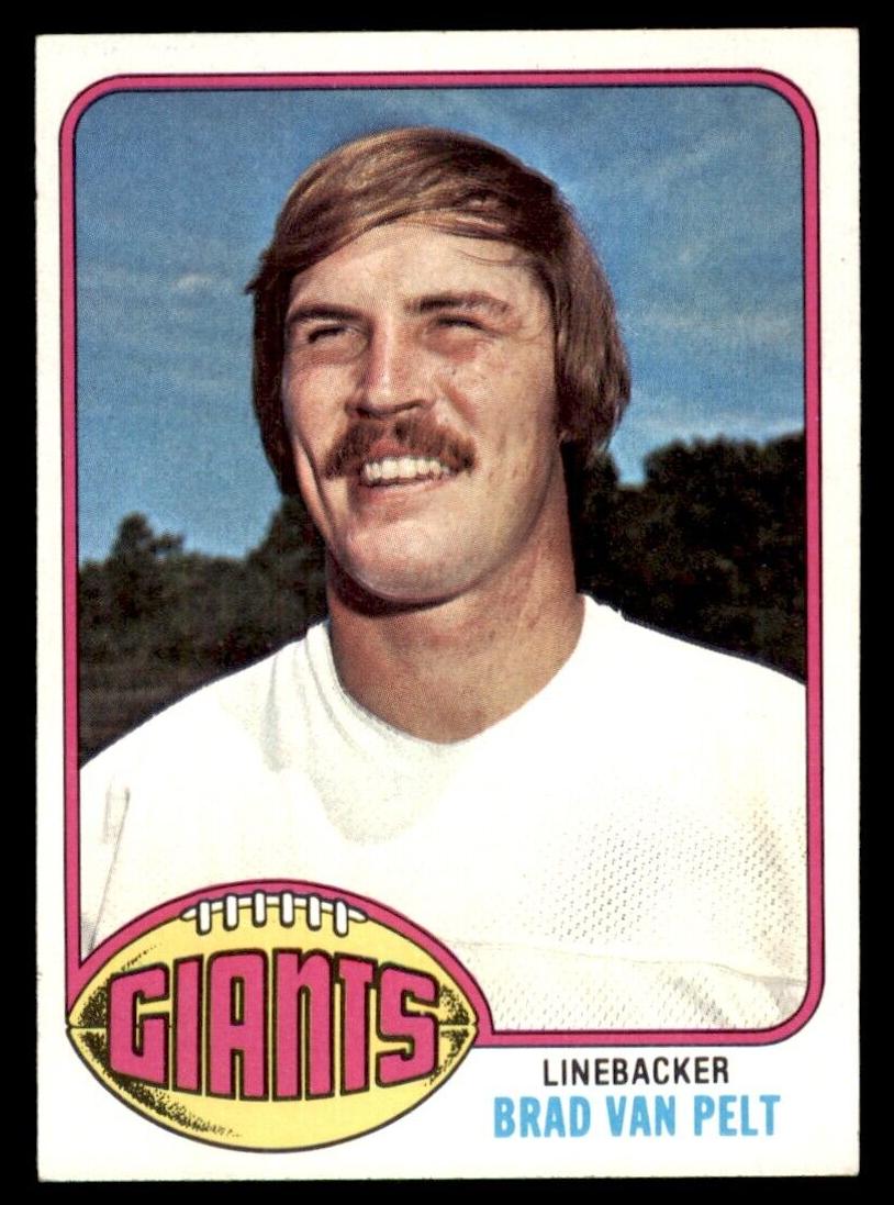 1976 Topps Football Brad Van Pelt #509 PSA 8