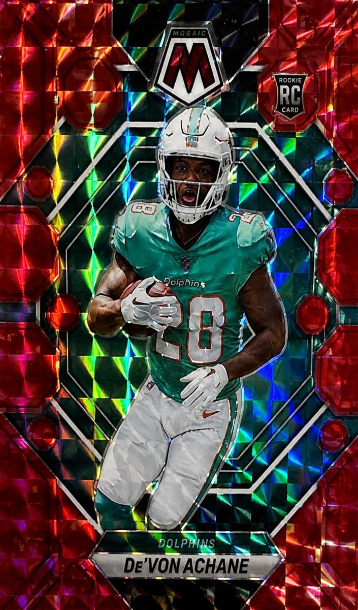 2023 Panini Mosaic Football Red De'Von Achane #312 PSA 8