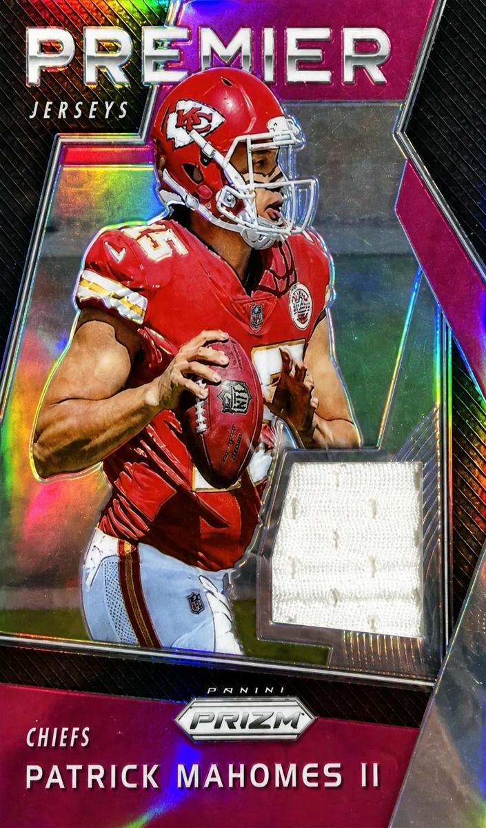 2017 Panini Prizm Football Pink Prizm Patrick Mahomes II #24