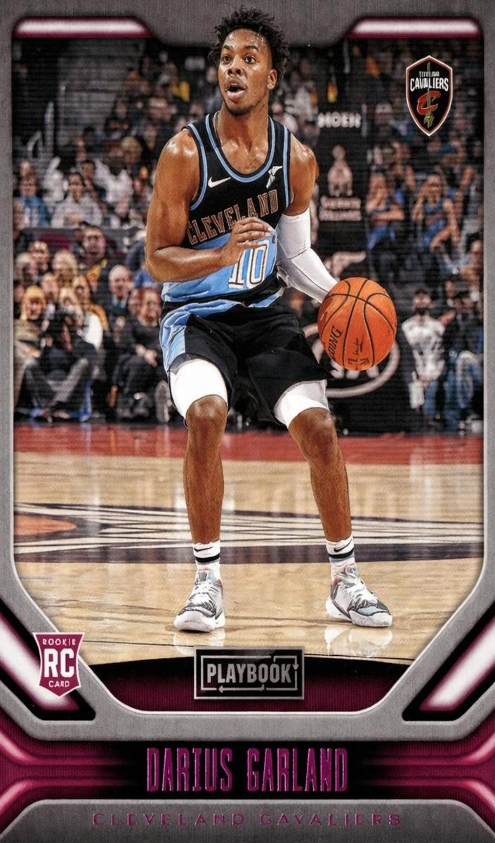 2019 Panini Chronicles Basketball Pink Darius Garland #195