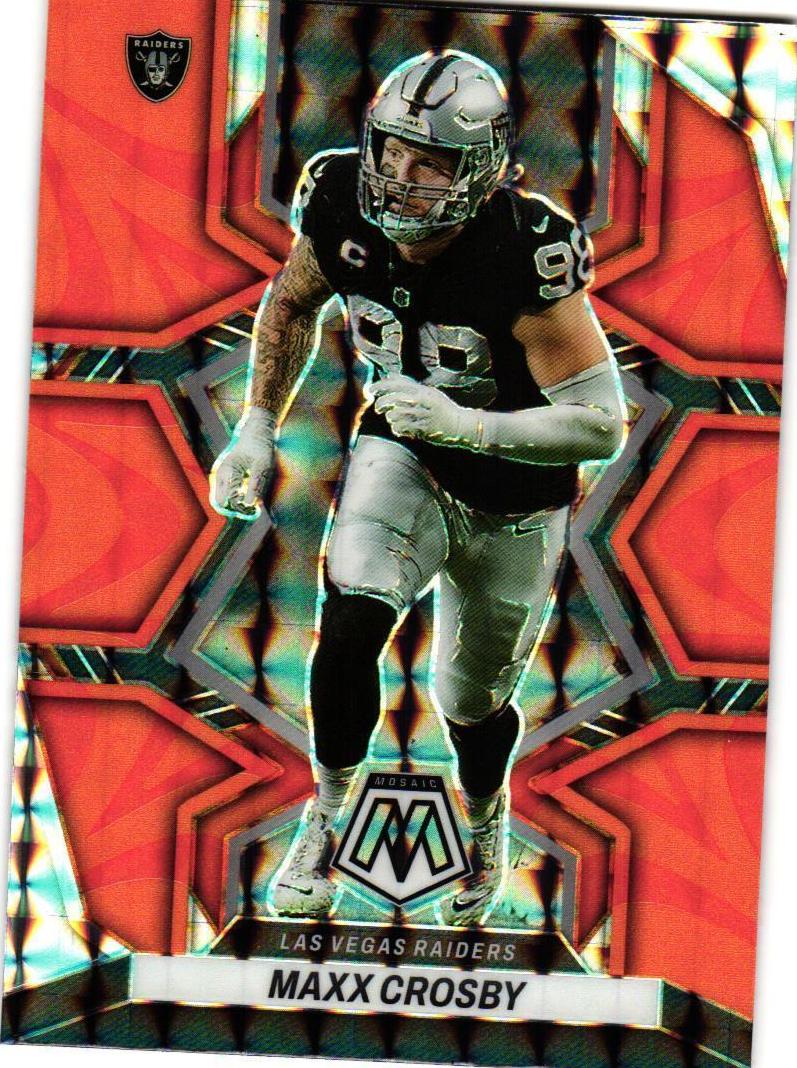 2022 Panini Mosaic Football Red Maxx Crosby #119