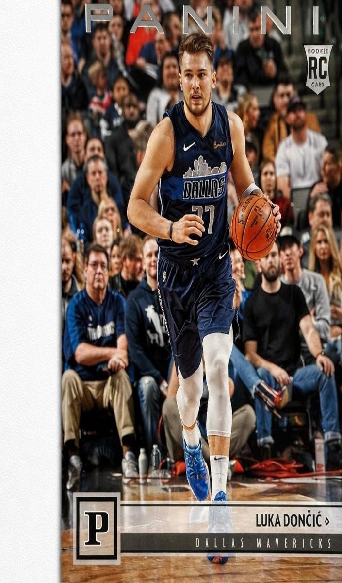 2018 Panini Chronicles Basketball Green Luka Doncic #111 PSA 9