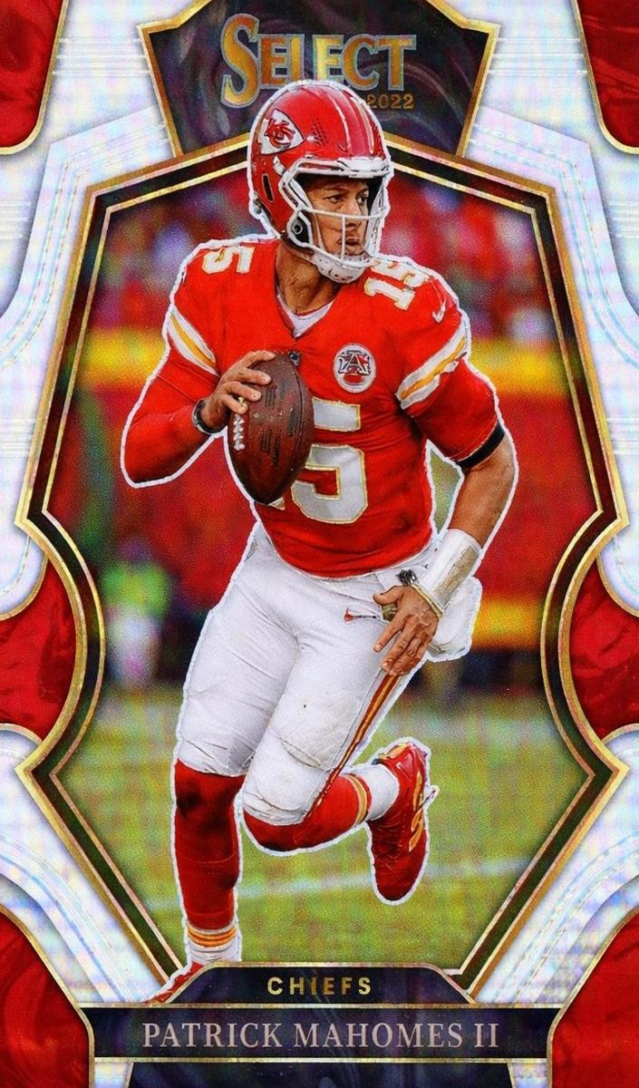 2022 Panini Select Football Silver Prizm Patrick Mahomes II #148 PSA 9