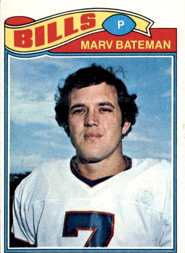 1977 Topps Football Marv Bateman #142