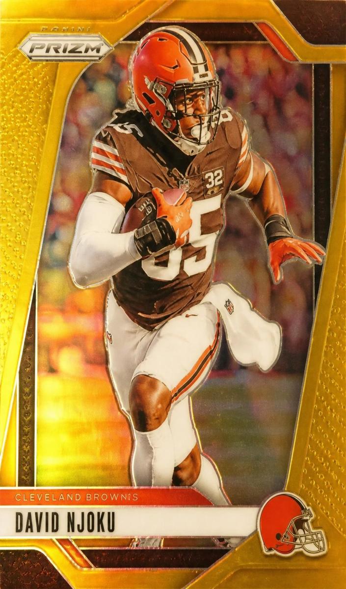 2024 Panini Prizm Football Gold David Njoku #68 PSA 9