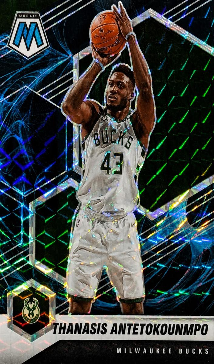 2020 Panini Mosaic Basketball Genesis Thanasis Antetokounmpo #167 PSA 9