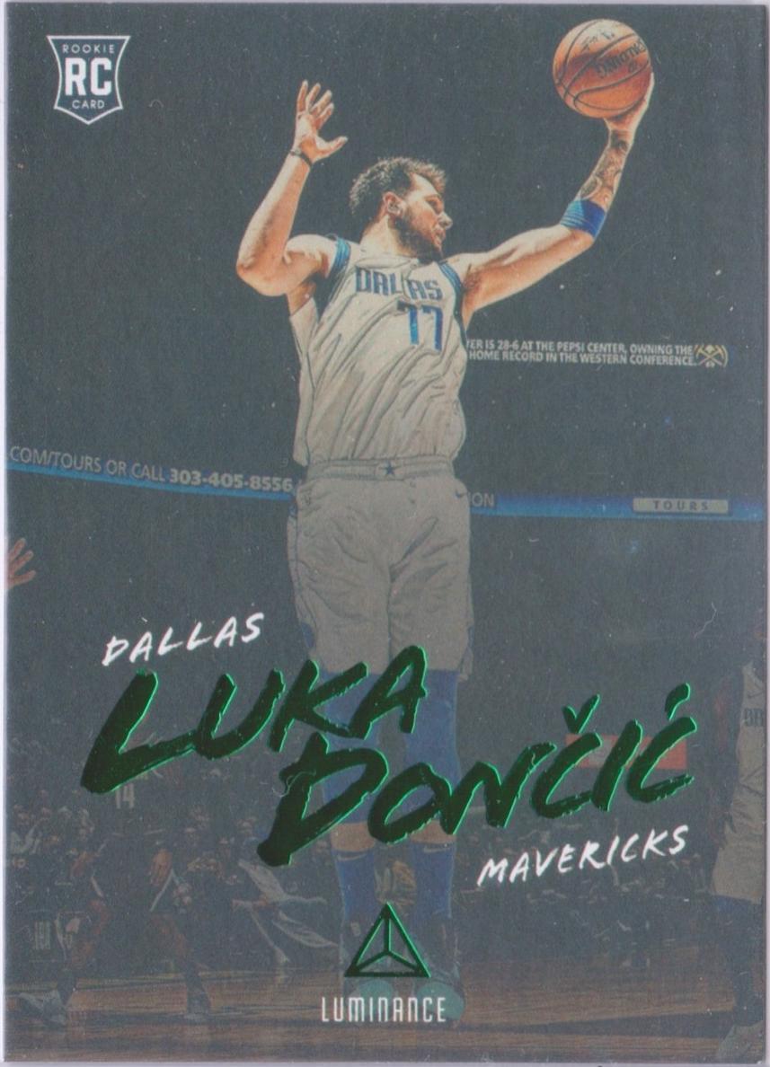 2018 Panini Chronicles Basketball Green Luka Doncic #166 PSA 10
