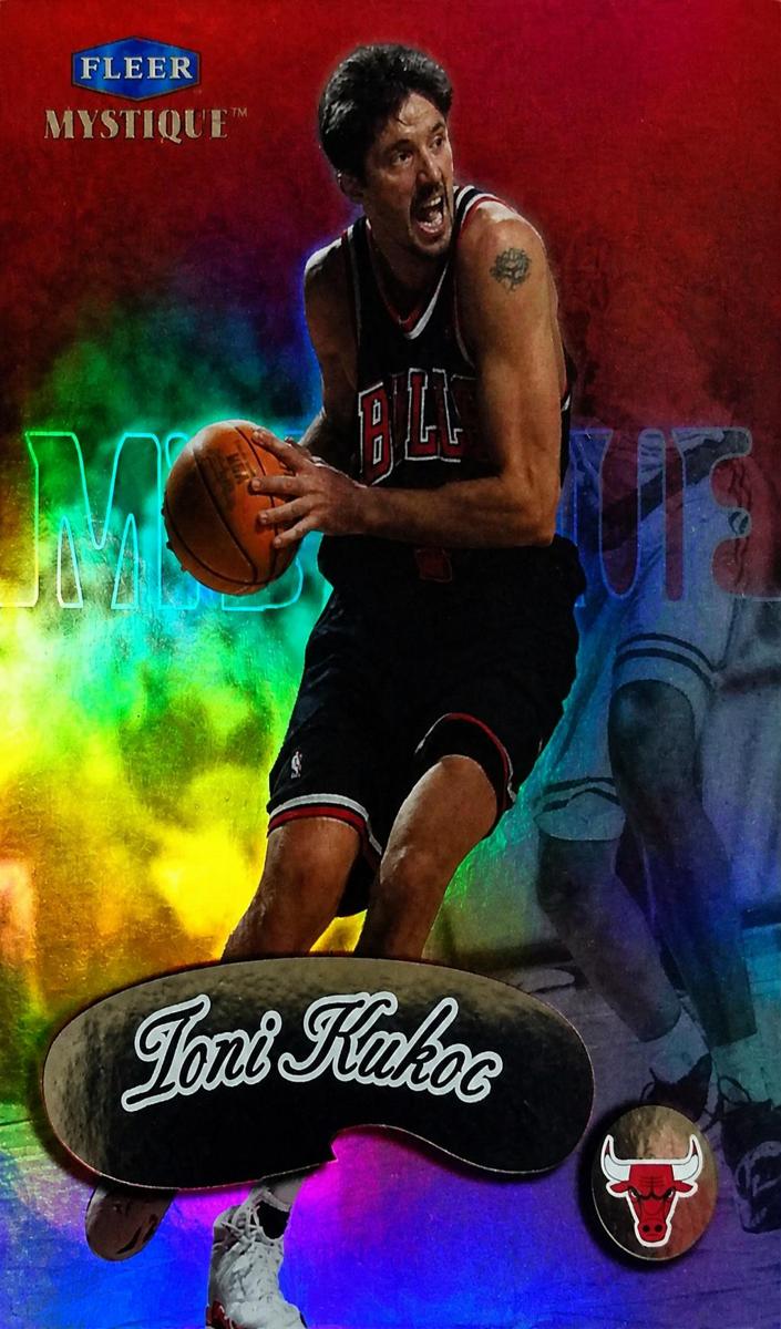 1999 Fleer Mystique Basketball Toni Kukoc #17