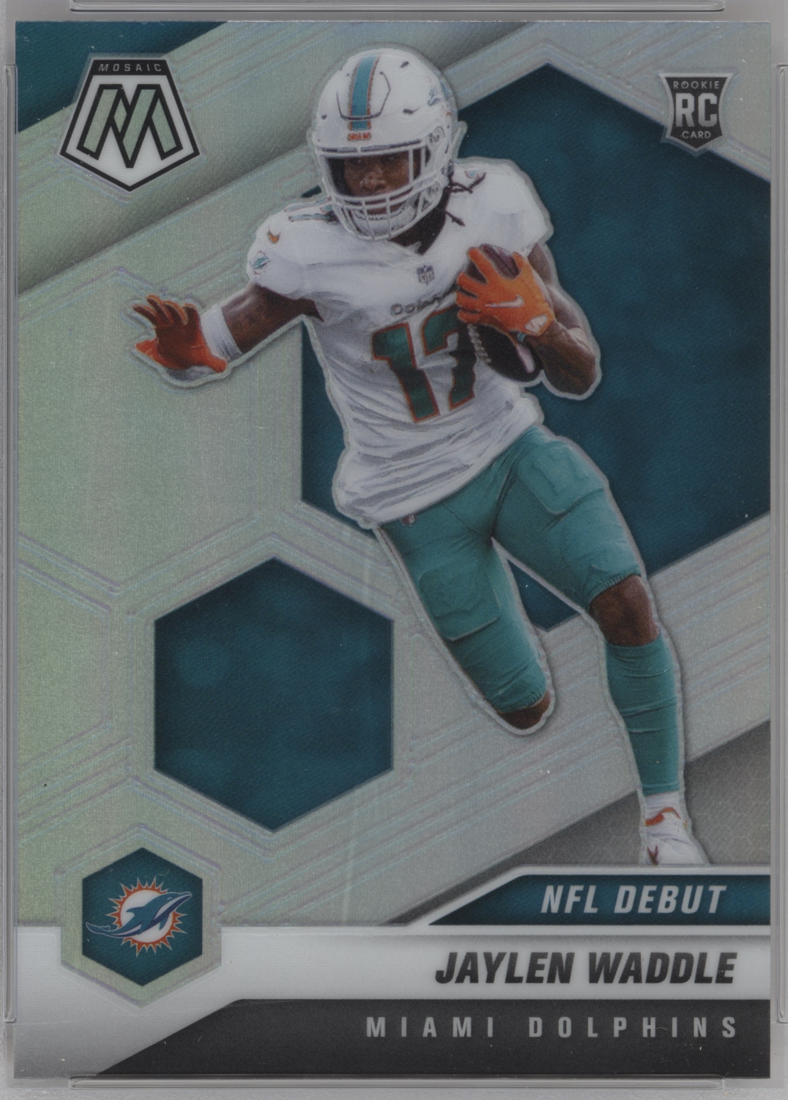 2021 Panini Mosaic Football Silver Jaylen Waddle #248 SGC 9.5
