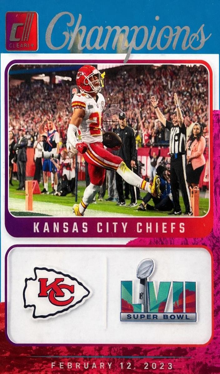 2023 Panini Clearly Donruss Football Skyy Moore #11 PSA 7.5