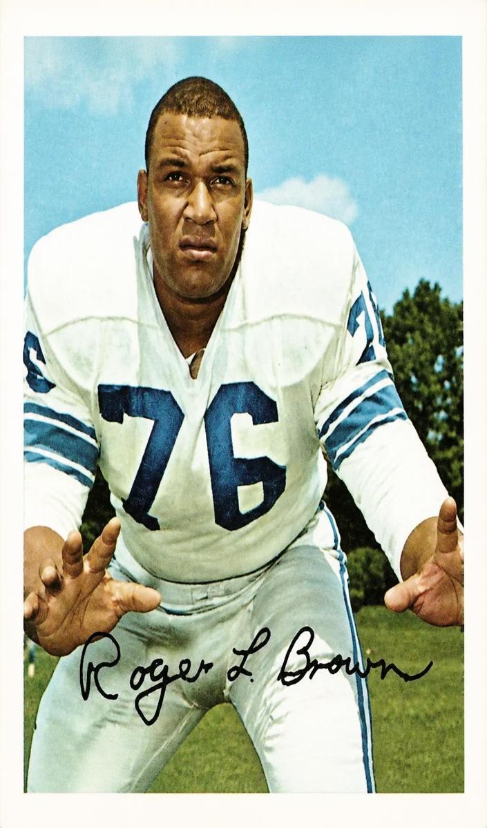 1964 Wheaties Stamps Football Roger Brown #NNO PSA 10
