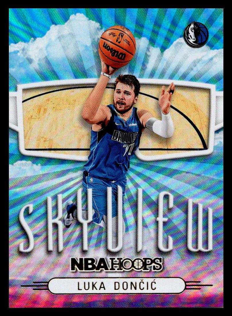 2022 Panini Hoops Basketball Holo Luka Doncic #8