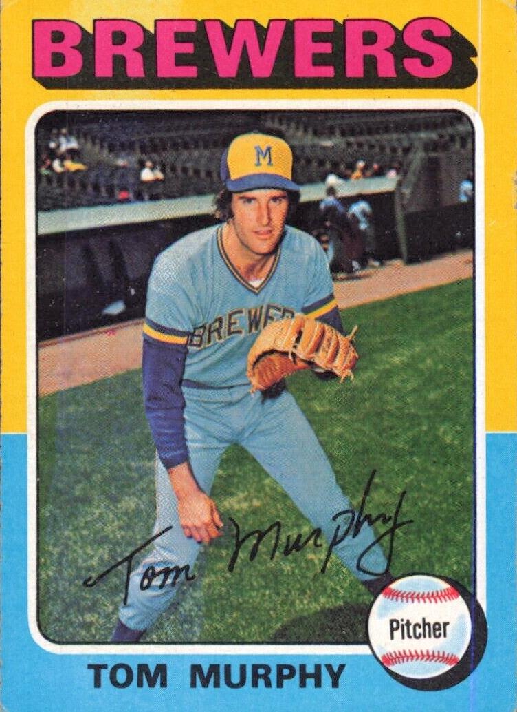 1975 Topps Baseball Tom Murphy #28 PSA 8