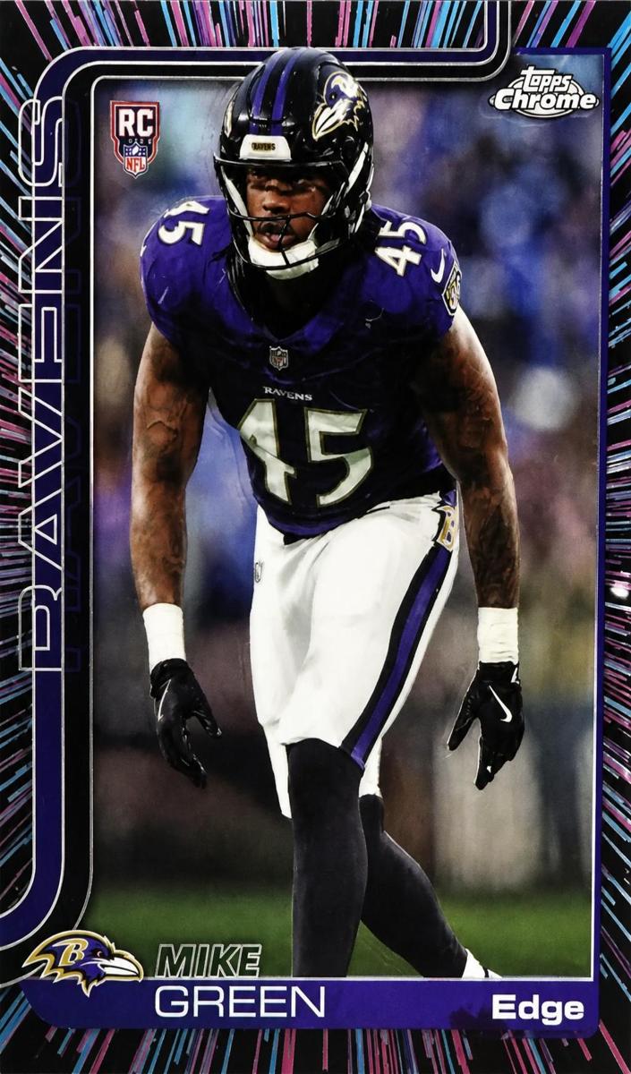 2025 Topps Chrome Football Neon Pulse Refractor Mike Green #376