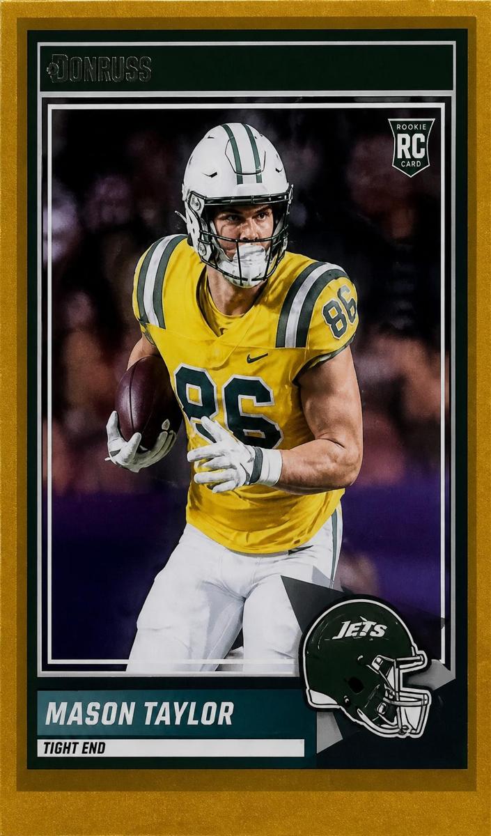 2025 Panini Score Football Dots Gold Mason Taylor #7
