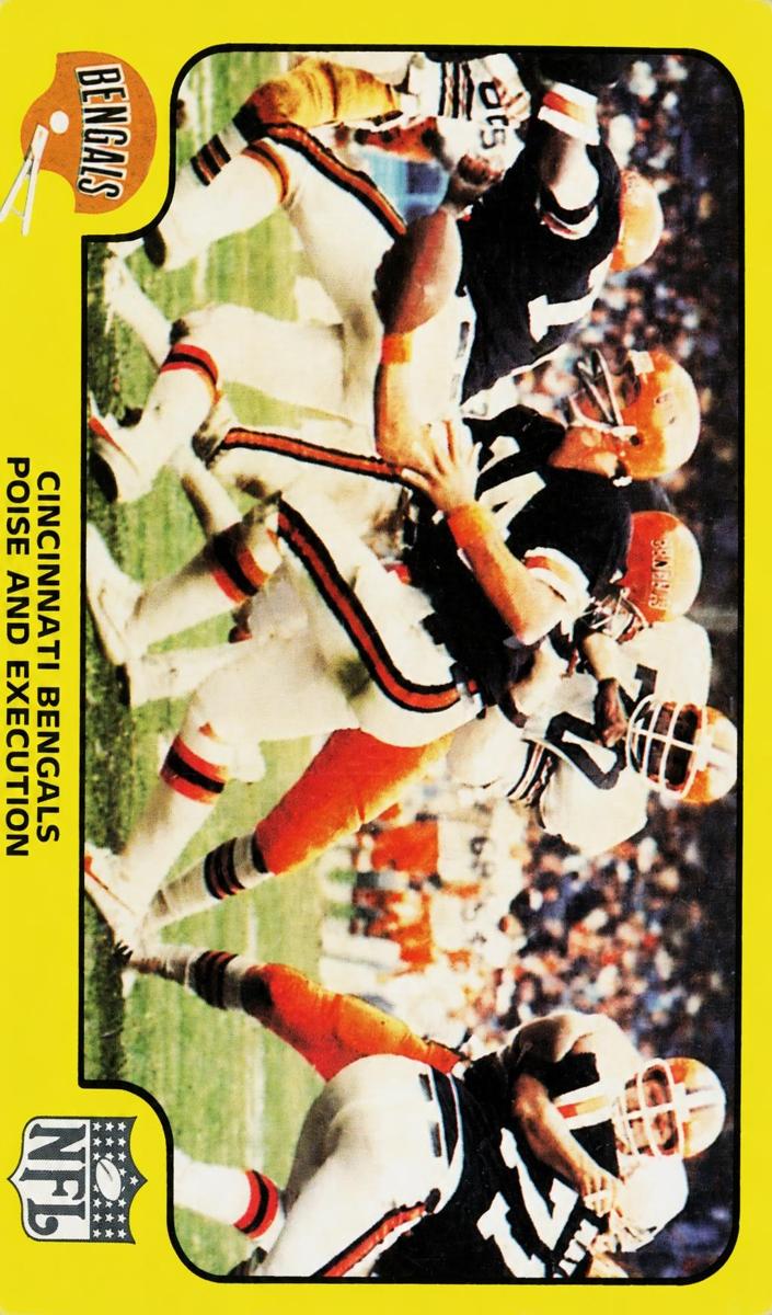 1978 Fleer Team Action Football Cincinnati Bengals Poise and... #9 PSA 9