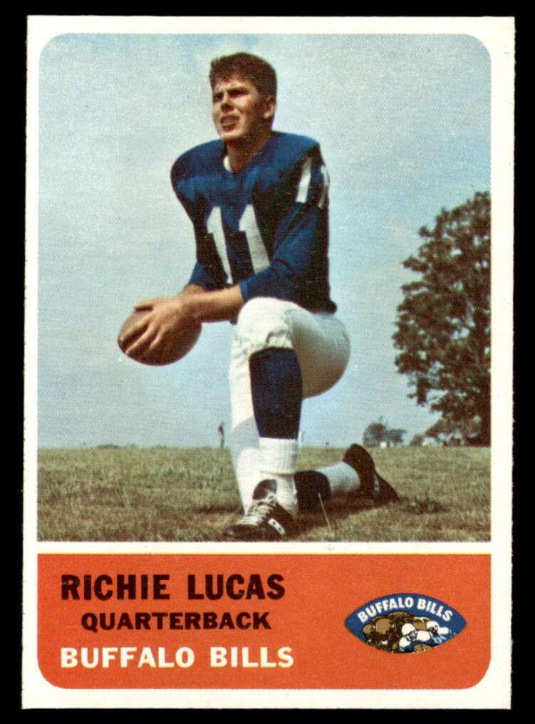 1962 Fleer Football Richie Lucas #19 PSA 8