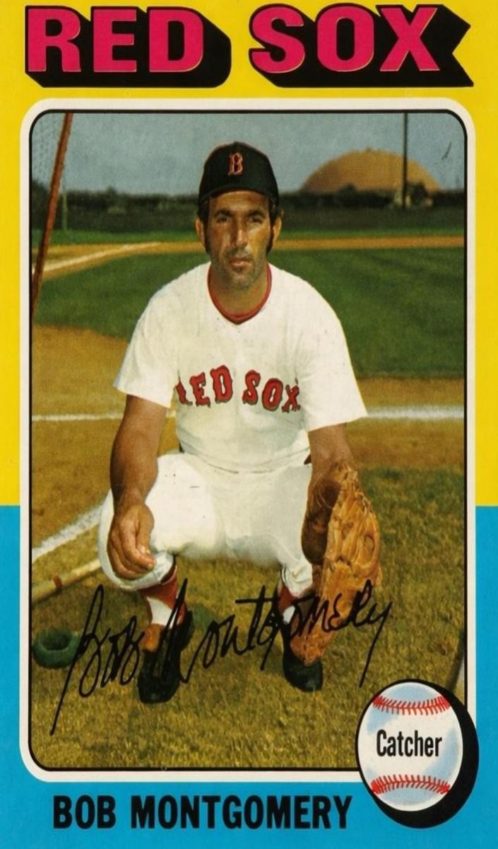 1975 Topps Mini Baseball Bob Montgomery #559 PSA 8