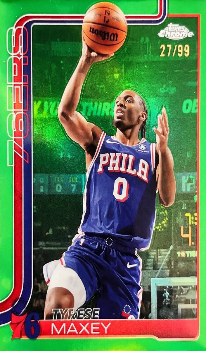 2025 Topps Chrome Basketball Green Refractor Tyrese Maxey #185