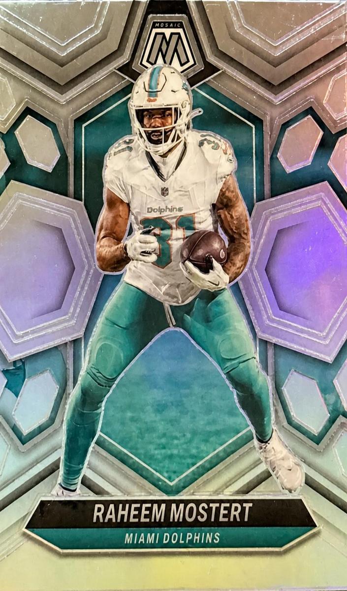 2024 Panini Mosaic Football Silver Raheem Mostert #136