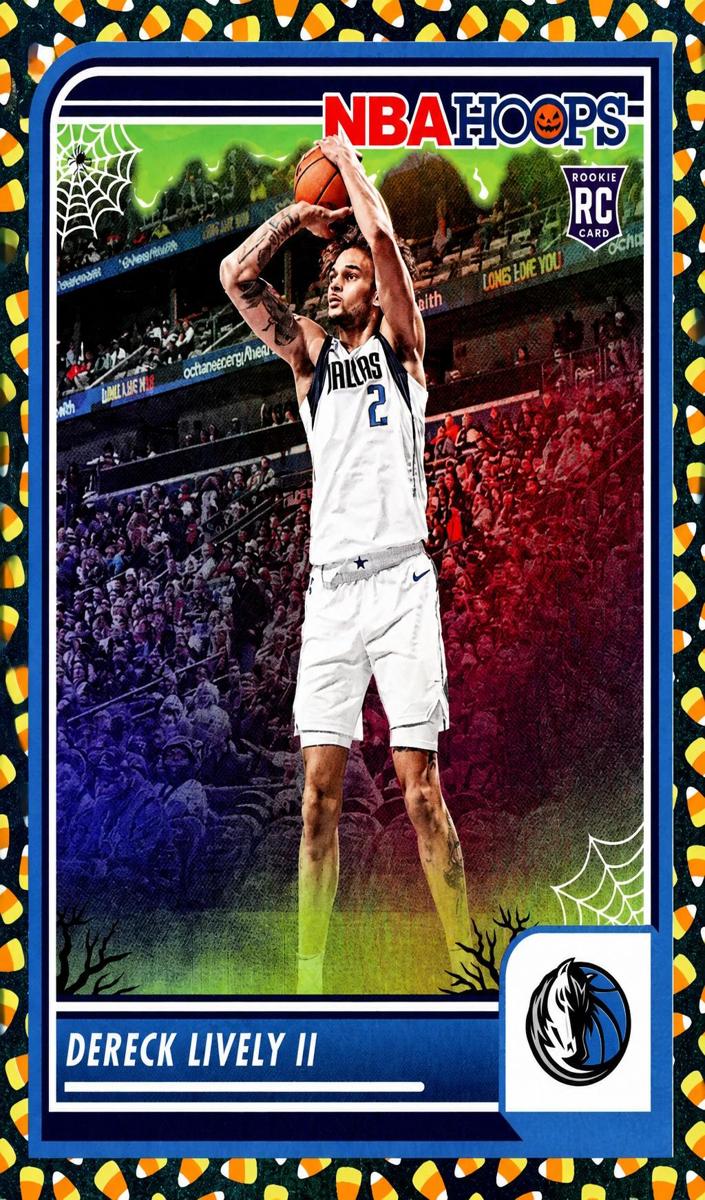 2023 Panini Haunted Hoops Basketball Holo Candy Dereck Lively II #253 PSA 9