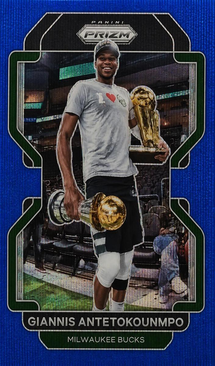 2021 Panini Prizm Basketball Blue Wave Giannis Antetokounmpo #1 PSA 7