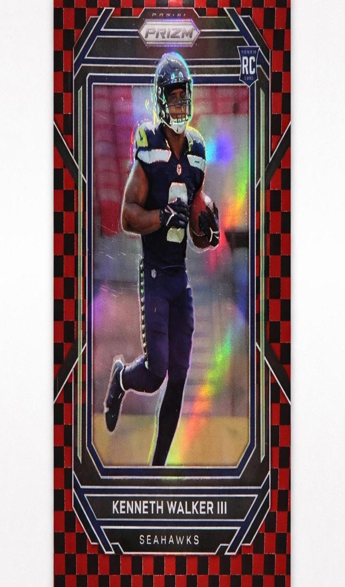 2022 Panini Prizm Football Black and Red Checker Kenneth Walker III #318
