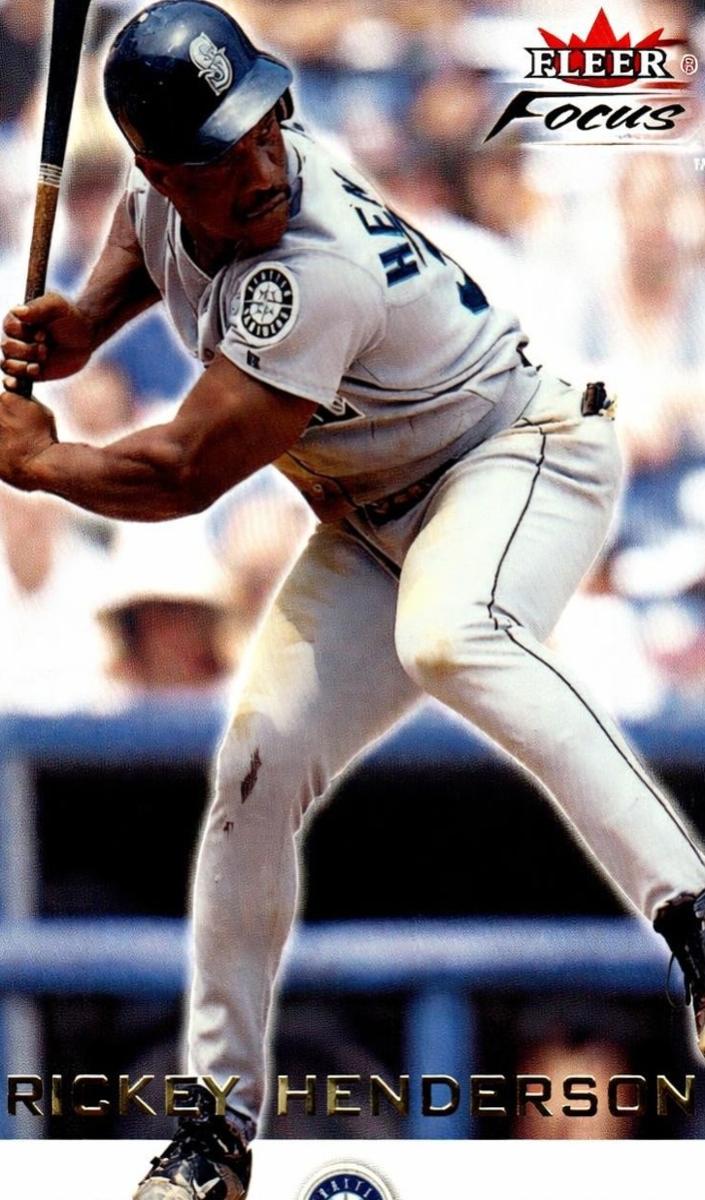 2001 Fleer Focus Baseball Rickey Henderson #195