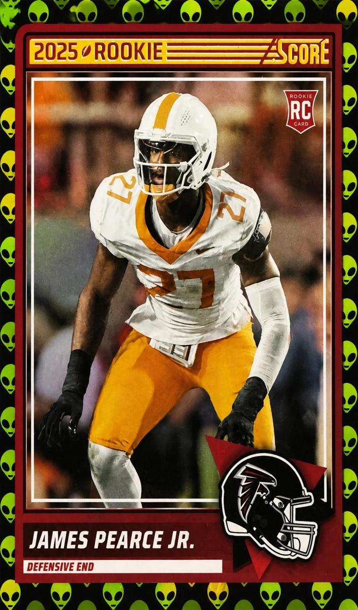 2025 Panini Score Football Extraterrestrial James Pearce Jr. #26