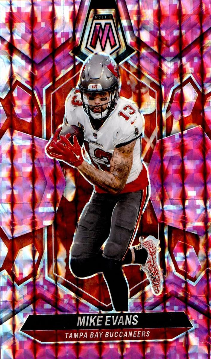 2024 Panini Mosaic Football Camo Pink Mike Evans #206