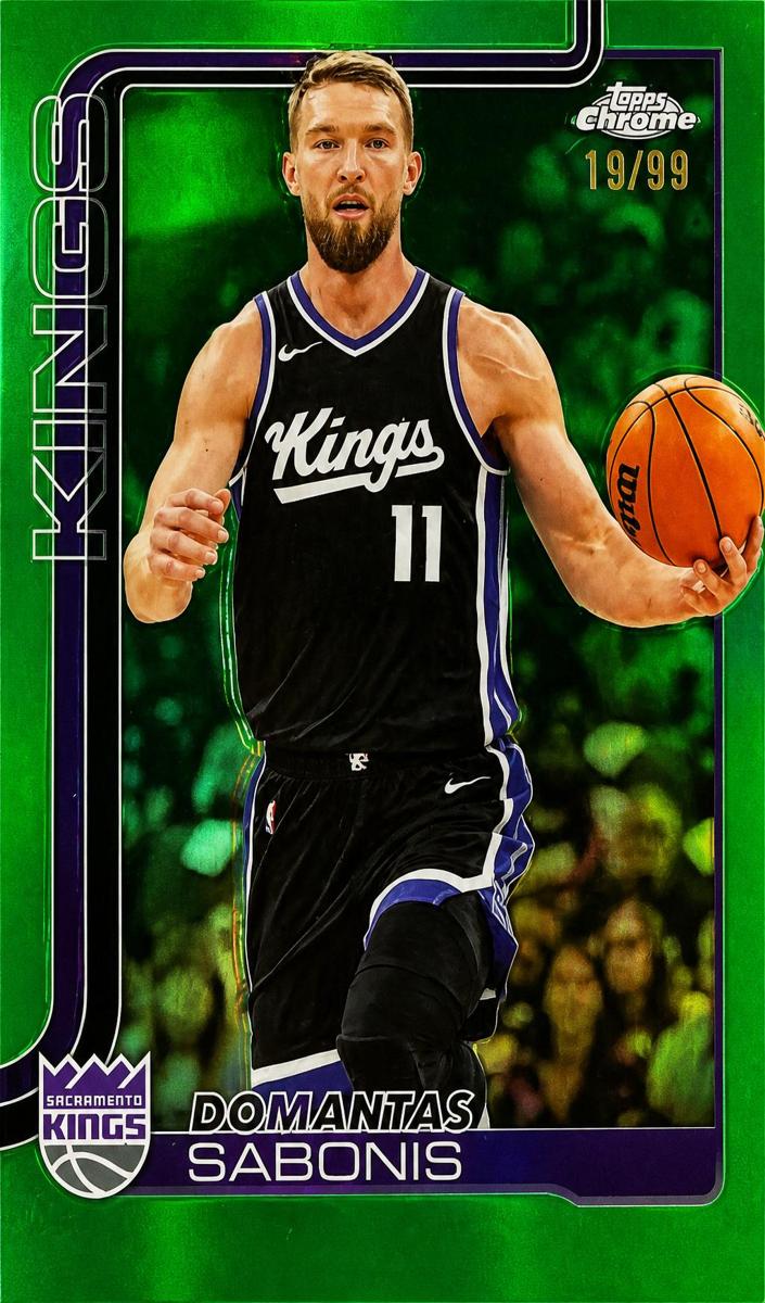 2025 Topps Chrome Basketball Green Refractor Domantas Sabonis #229