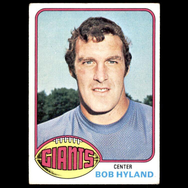 1976 Topps Football Bob Hyland #236 PSA 10