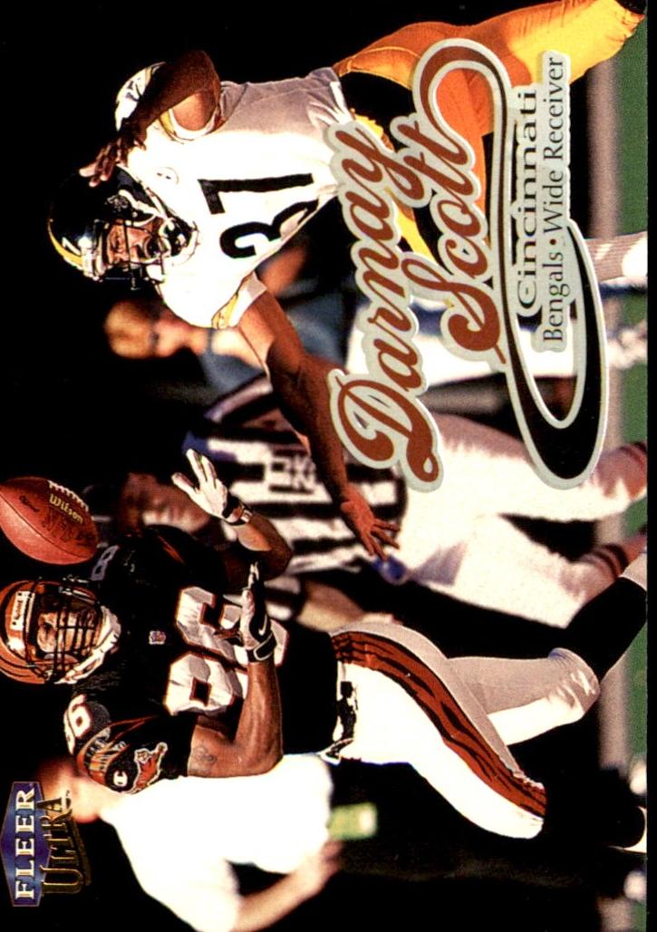 1999 Fleer Ultra Football Darnay Scott #4