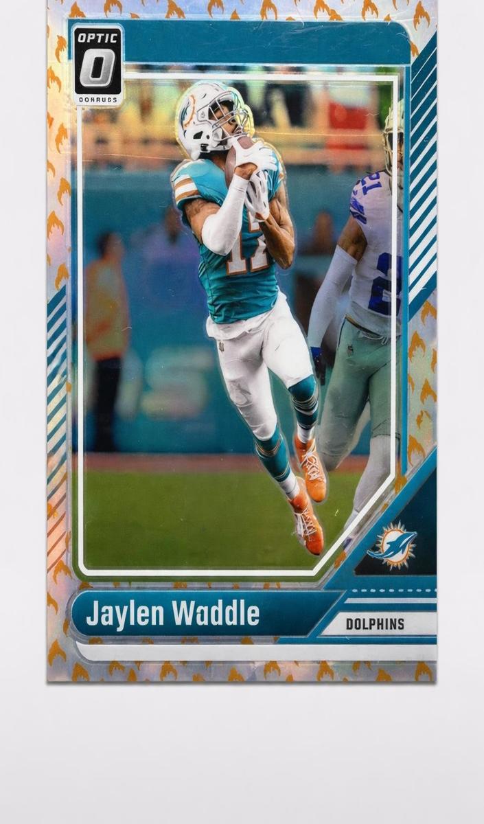 2024 Donruss Optic Football Fire Jaylen Waddle #124