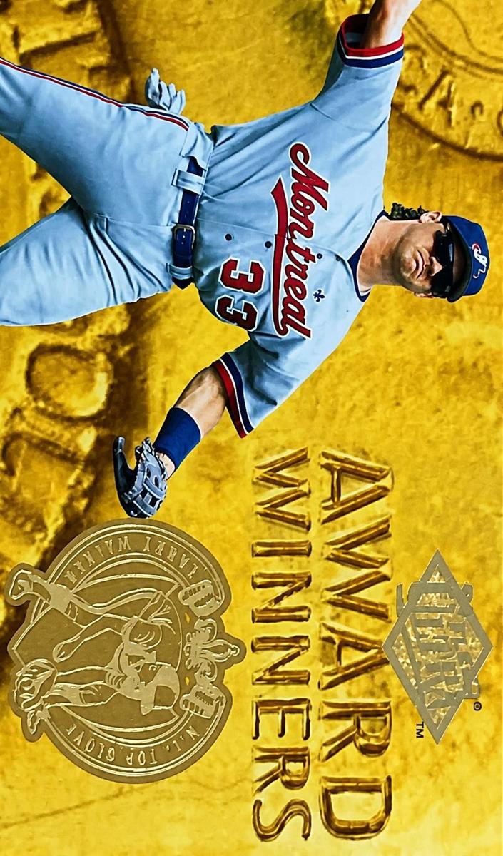 1994 Fleer Ultra Baseball Larry Walker #17