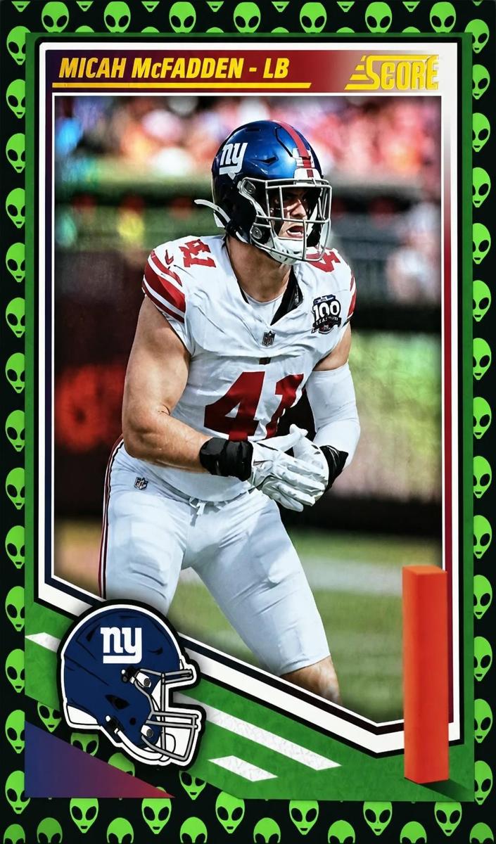 2025 Panini Score Football Extraterrestrial Micah McFadden #216