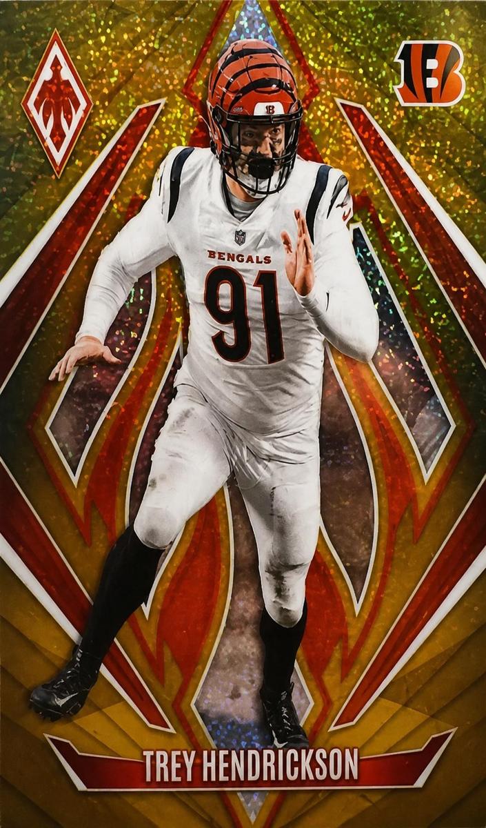 2024 Panini Phoenix Football International Gold Trey Hendrickson #138