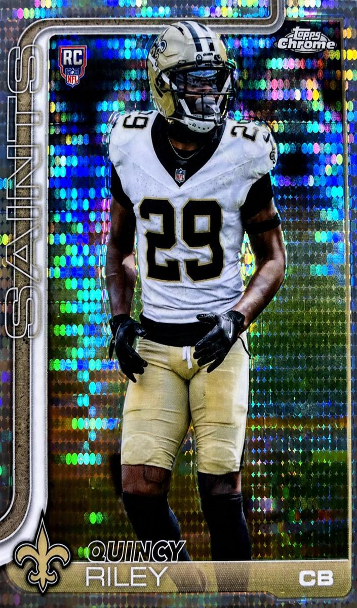 2025 Topps Chrome Football Pulsar Refractor Quincy Riley #369