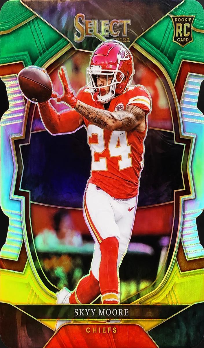 2022 Panini Select Football Green and Yellow Prizm Die-Cut Skyy Moore #21 PSA 9