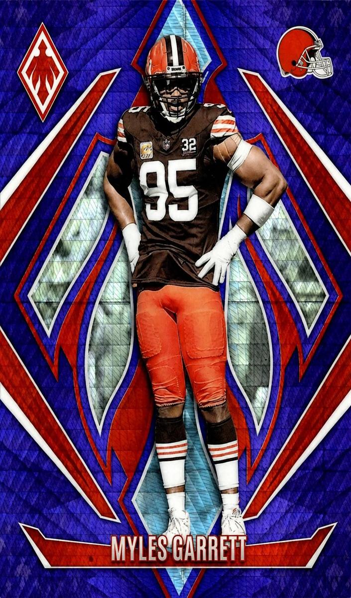2024 Panini Phoenix Football Purple Hyper Myles Garrett #112