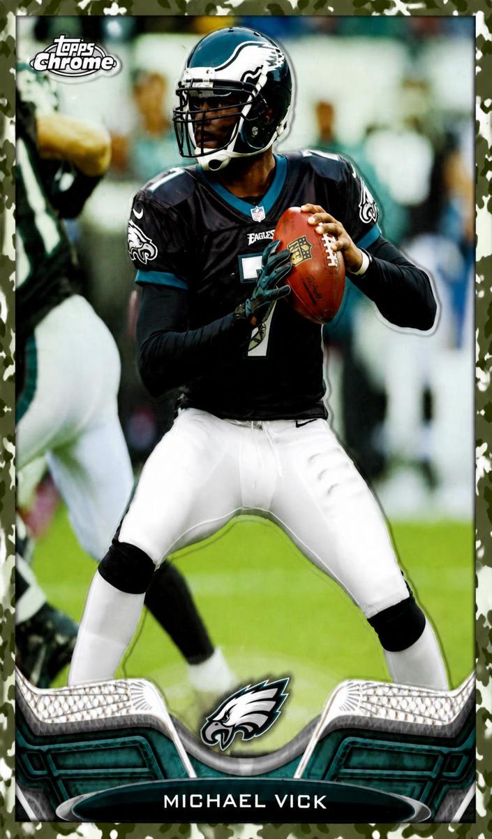2013 Topps Chrome Football Military Camo Refractors Michael Vick #168