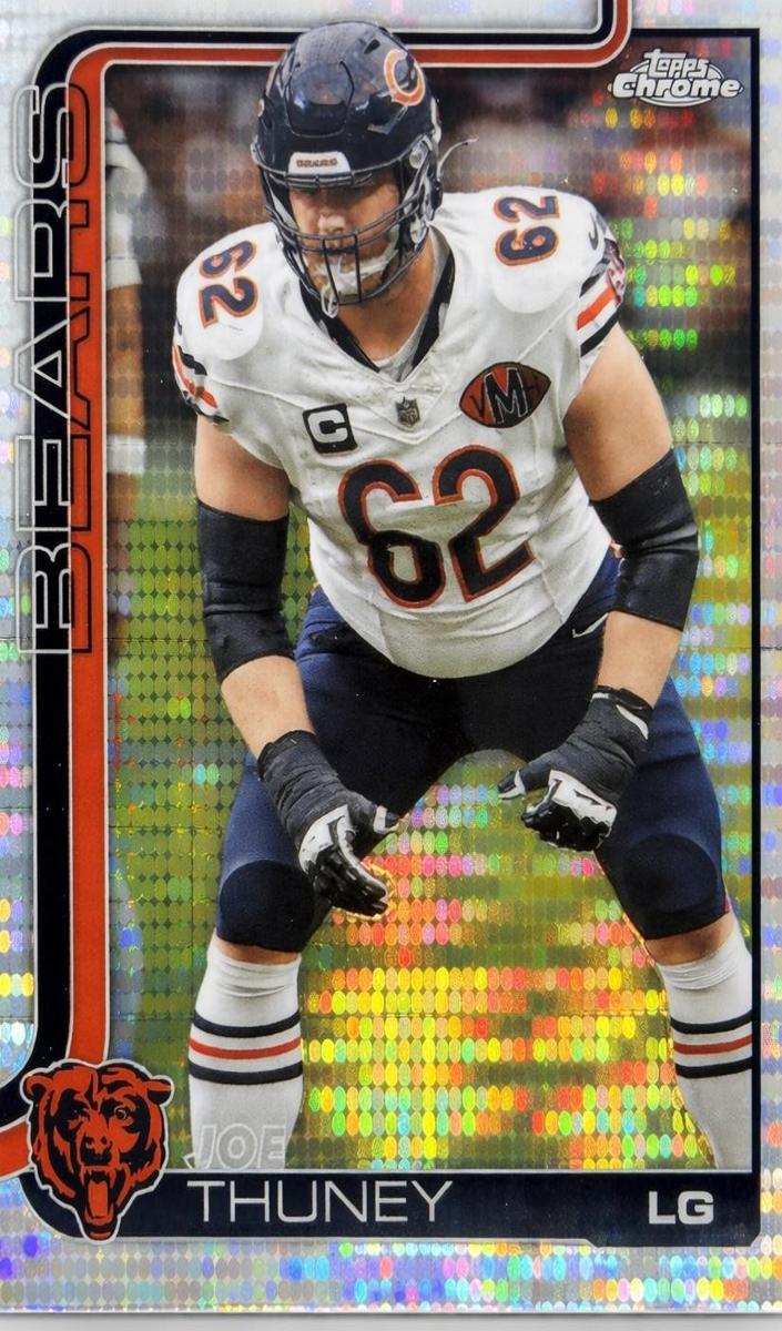 2025 Topps Chrome Football Pulsar Refractor Joe Thuney #50