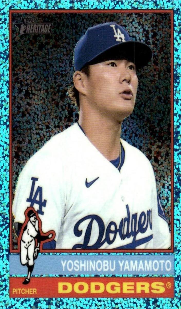 2025 Topps Heritage Baseball Light Blue Sparkle Refractor Yoshinobu Yamamoto #172 PSA 9
