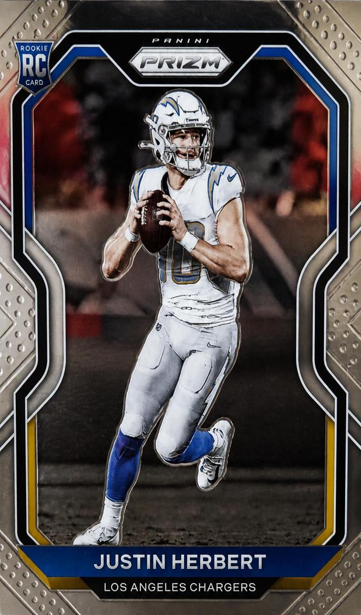 2020 Panini Prizm Football Justin Herbert #325 PSA 9