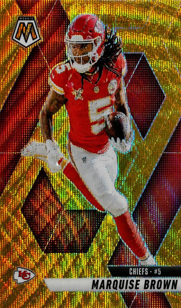 2025 Panini Mosaic Football Gold Wave Marquise Brown #73