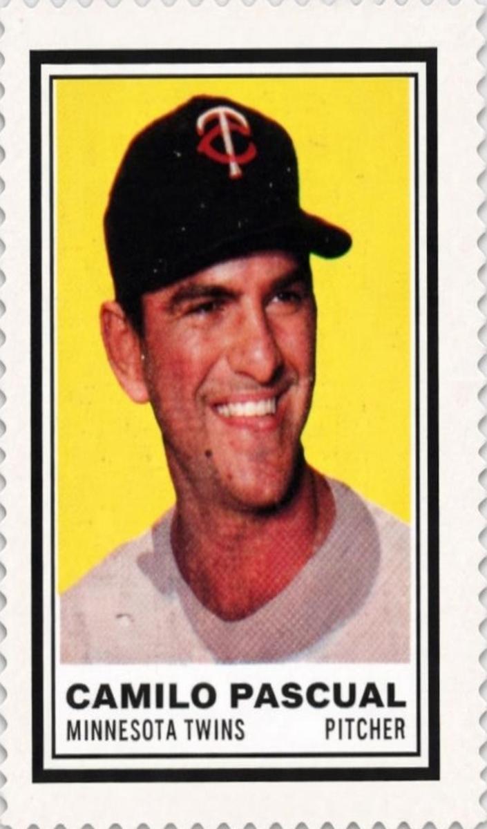 1962 Topps Baseball Camilo Pascual #NNO PSA 8